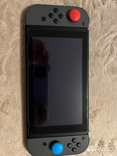 Продам приставку Nintendo Switch