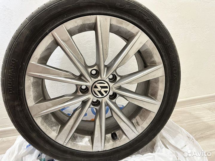 R17 Vredestein Ultrac Sessanta 225/45, PCD 5x112 DIA 57.1