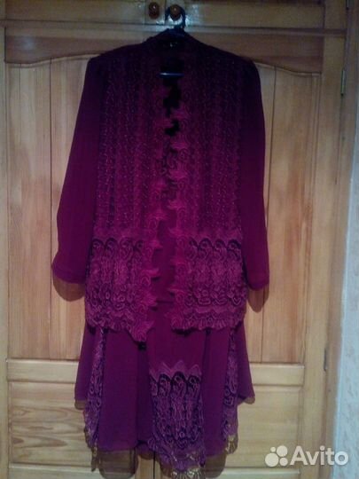 Продаю новый костюм