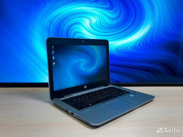 Быстрый ноутбук HP с SSD / i3 / i5