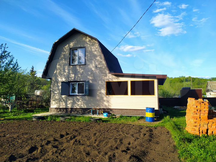 Дача 37 м² на участке 9 сот.