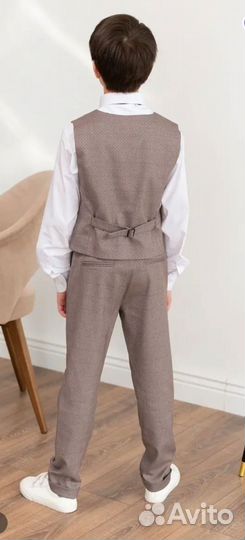 Костюм тройка для мальчика 134