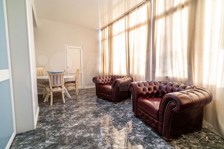 Аукцион: 4-к. квартира, 100 м², 2/23 эт.