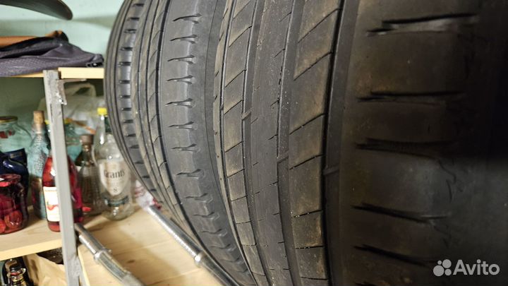 Michelin Latitude Sport 3 255/55 R17 104V