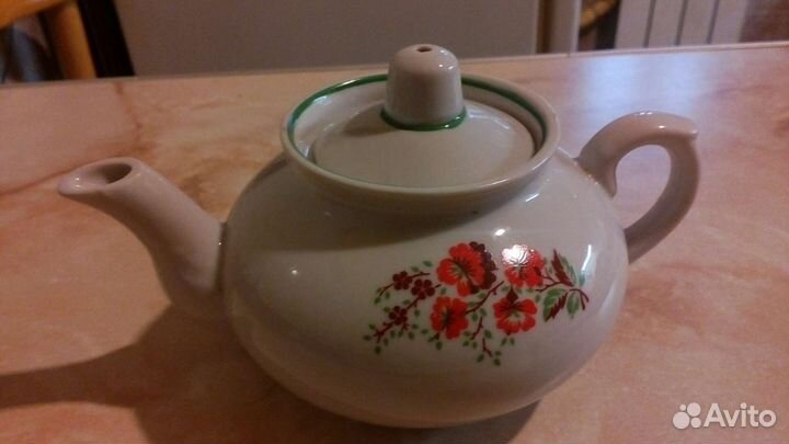 Фарфоровый заварник. СССР