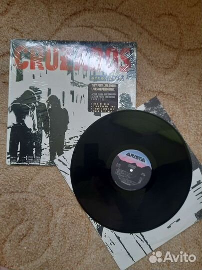 Fairgraund Attraction, Wait,Klique