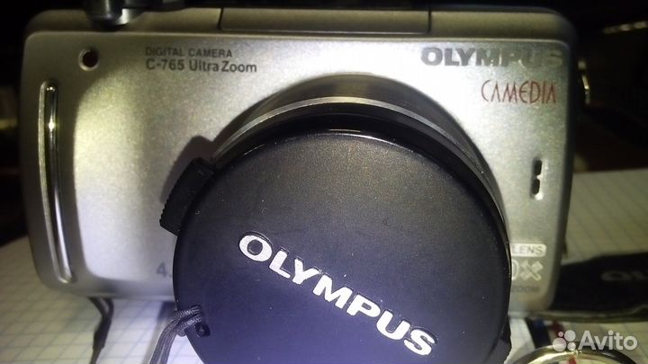 Olympus C-765 Ultra Zoom