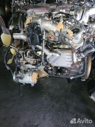 Двигатель Mitsubishi 4D56U (б/у)