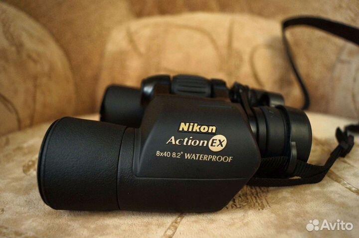 Бинокль Nikon Action EX 8x40 CF