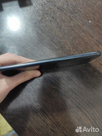 HUAWEI Y7 (2019), 3/32 ГБ