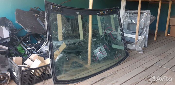 Задние стекло Audi A6 С6