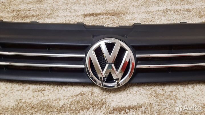 Решетка радиатора Volkswagen Polo 2015