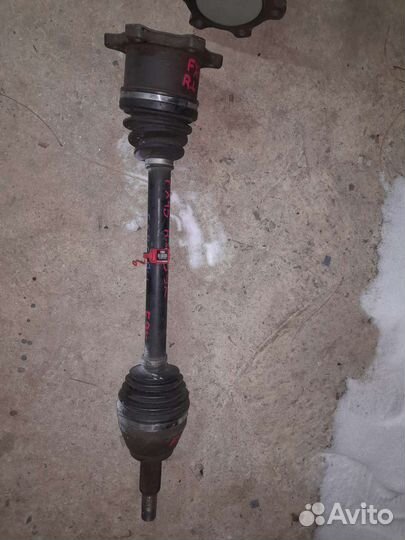 Привод левый задний Infiniti FX35