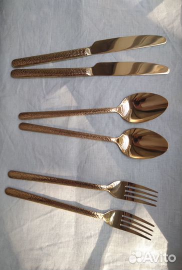 Столовые приборы hm, и кружка с надписью