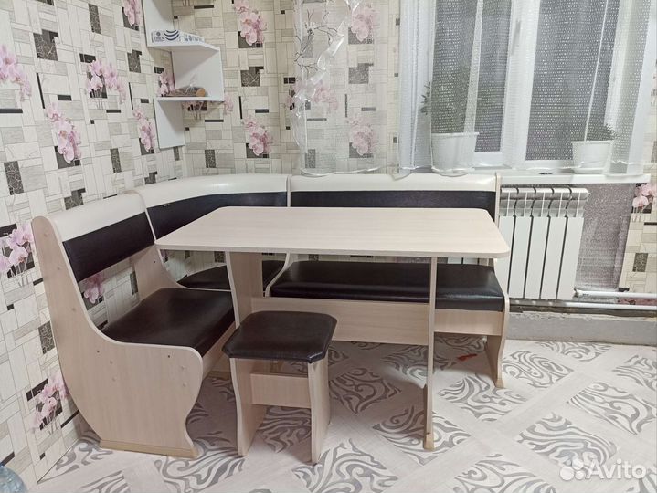 Кухонный уголок