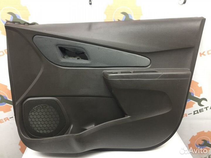 Обшивка двери передняя правая Chevrolet Cobalt