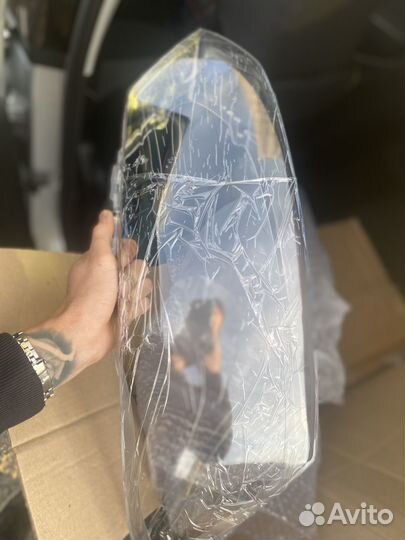 Стёкла в комплекте 2 шт на Volkswagen Polo