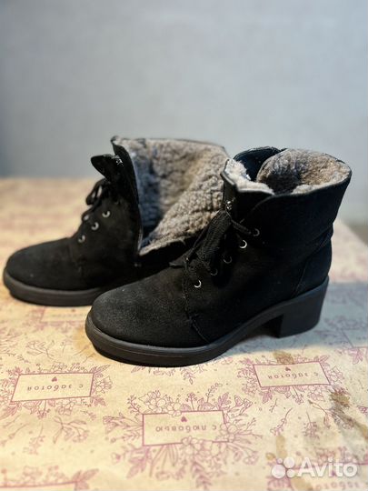 Ботинки женские зимние 37