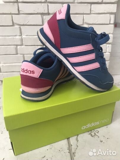 Кроссовки Adidas