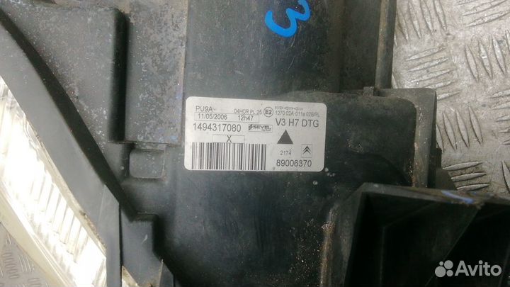 Фара Citroen C8 (2002-2014)