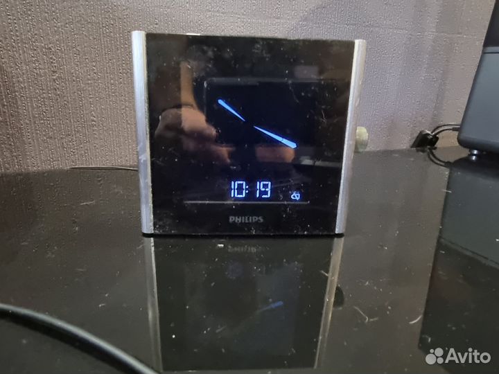 Будильник philips