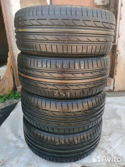 Bridgestone Potenza S001 225/40 R19 89Y
