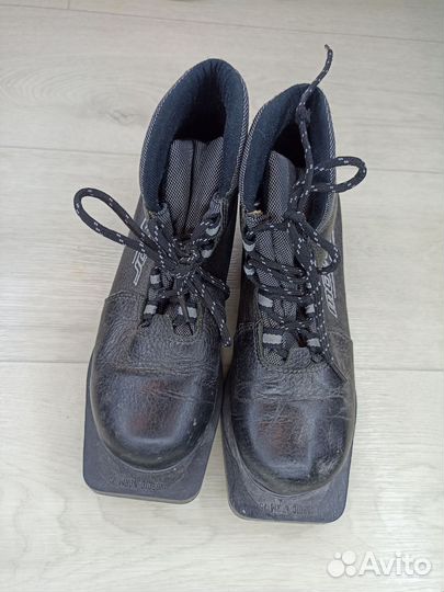 Лыжные ботинки 36 размер