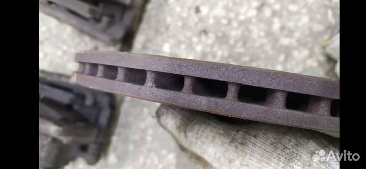 Комплект задних тормозов Ауди а8d3 310мм