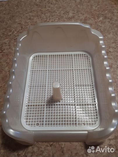 Лоток для собак со столбиком