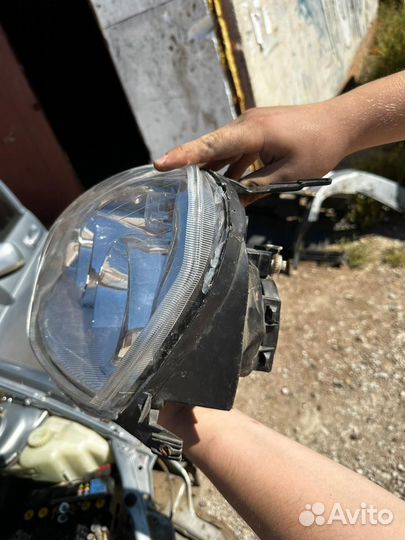 Фара от приоры