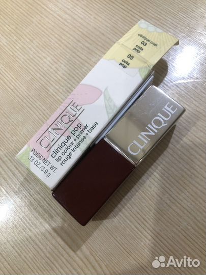 Помада Clinique