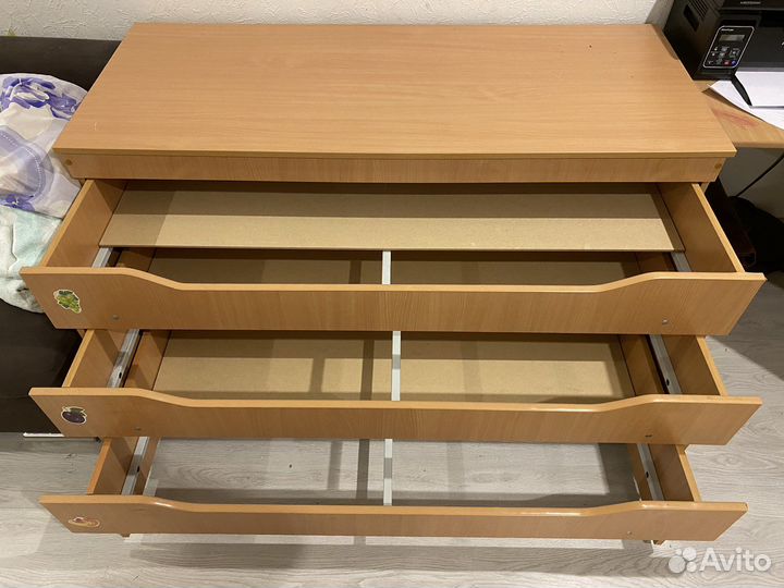 Детская кровать 3 места / стол