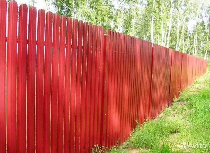 Забор из евроштакетника за 1 день быстро