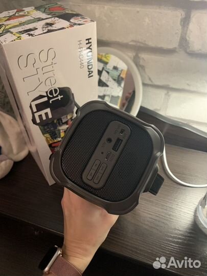 Портативная колонка