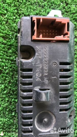 Дисплей информационный Peugeot 408