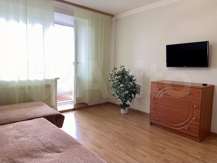 2-к. квартира, 70 м², 7/14 эт.