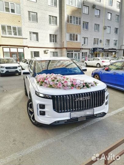 Украшение на свадебный автомобиль