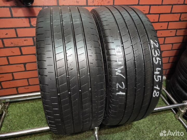 Bridgestone Turanza T005A 235/45 R18 94W