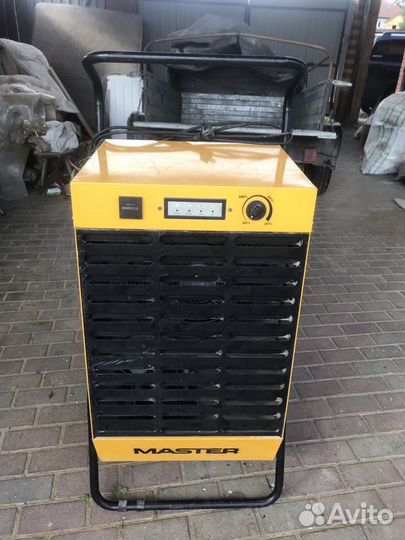 Осушитель воздуха Master DH 92