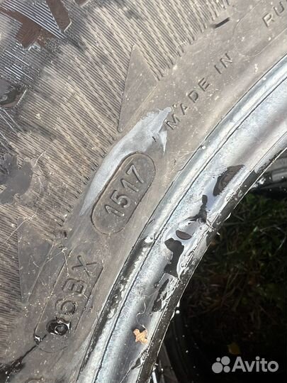 Michelin X-Ice North 3 215/60 R16