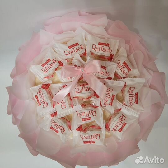 Сладкие букеты из рафаэлло