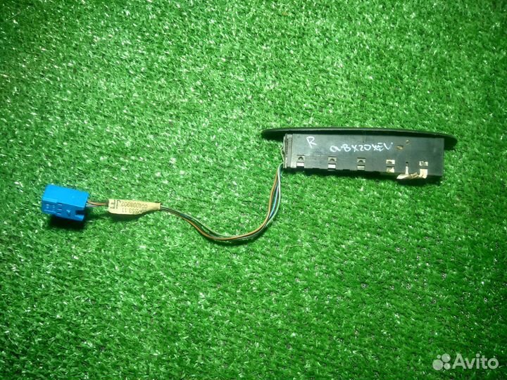 Кнопка стеклоподъемника правая Opel Vectra B