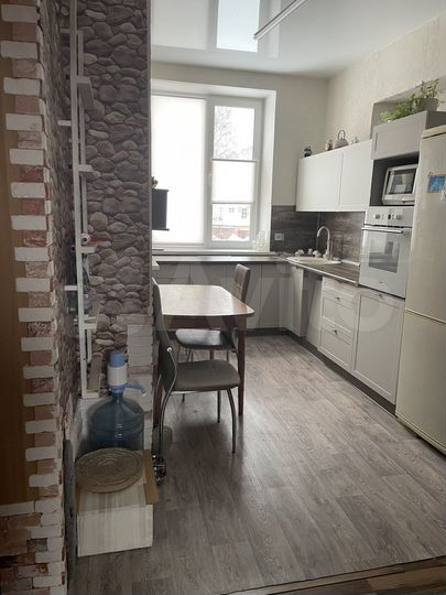 3-к. квартира, 68 м², 2/2 эт.