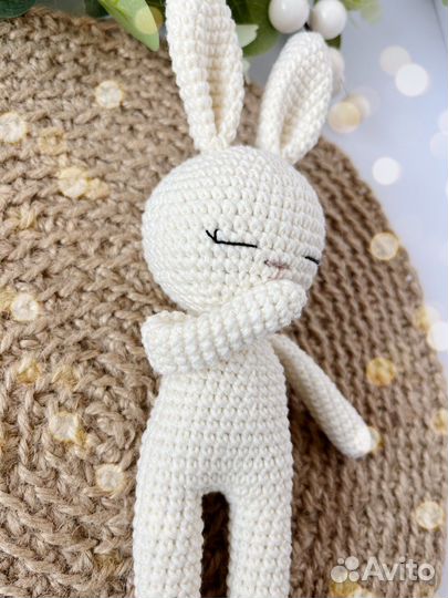 Вязаный зайчик игрушка 24см ручная работа