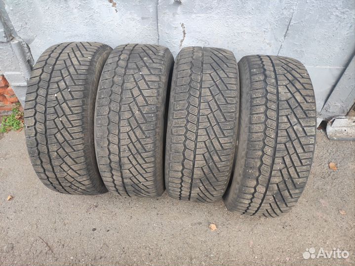 Gislaved Soft Frost 200 SUV 235/55 R17 103T