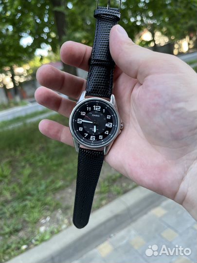 Наручные часы Casio