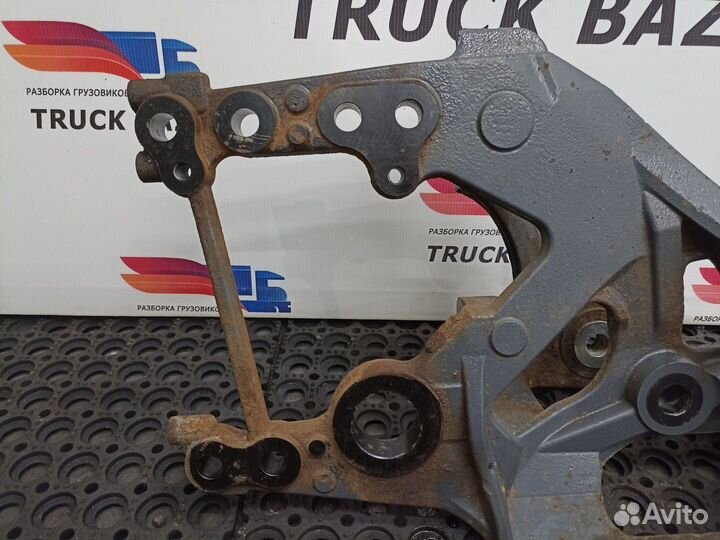 Кронштейн рессоры передний левый Daf XF106