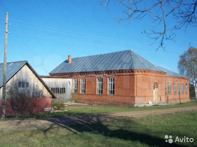 Дом 382 м² на участке 10 га