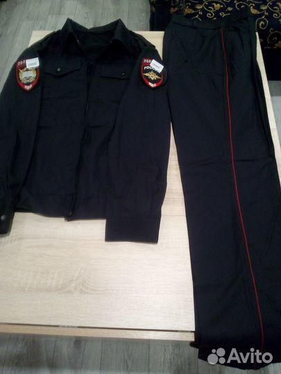 Форма полиции, костюм полицейского