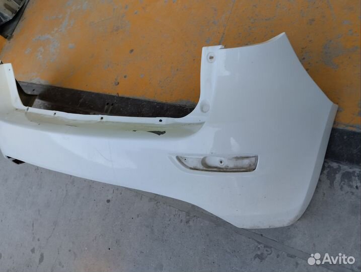 Задний бампер